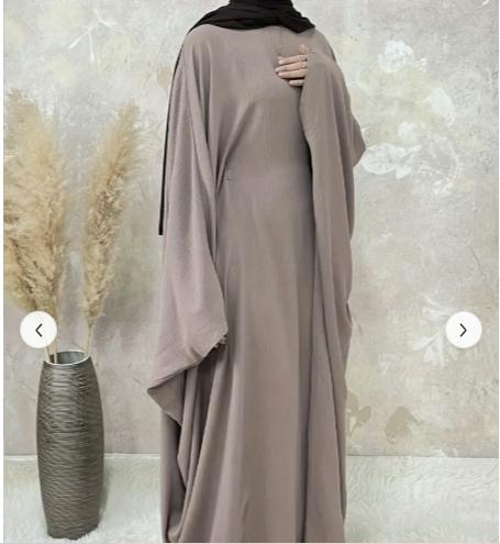 Women's Middle Eastern Abaya Robe with Batwing Sleeves 